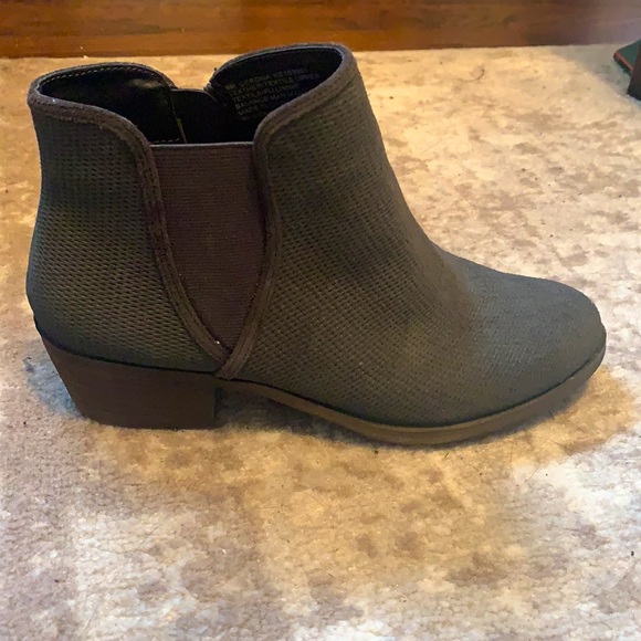 Kensie Gerona Booties - Picture 6 of 8